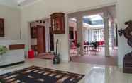 Lobby 3 Maita Homestay Ringroad Utara Mitra RedDoorz