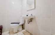 In-room Bathroom 3 Cozy Best Stay Studio Apartment at 10th Floor M-Town Residence By Travelio