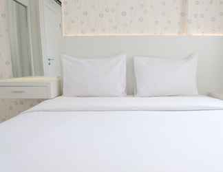 Kamar Tidur 2 Nice and Best Choice 1BR Apartment at Parahyangan Residence By Travelio