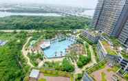 Sảnh chờ 5 Look Modern 1BR with Golf Island and Sea View Gold Coast Apartment By Travelio