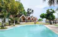 Swimming Pool 4 RedDoorz @ Cebu Club Fort Med, Inc.