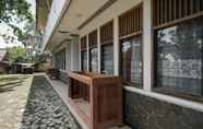 Lobby 5 Rumah Pahoman Syariah Mitra RedDoorz