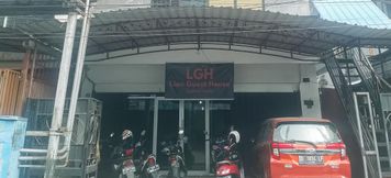 อื่นๆ 4 Lion Guesthouse Redpartner