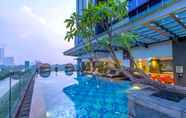 สระว่ายน้ำ 4 The Southern Hotel Surabaya