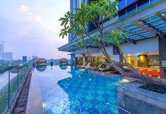 Swimming Pool 2 The Southern Hotel Surabaya
