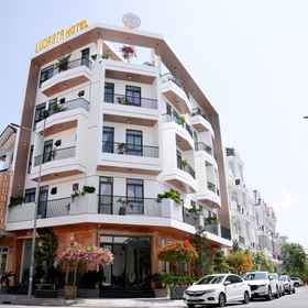 Exterior / Building 1 Lucasta Hotel Can Tho, Nhà Nghỉ Ngọc Mỹ Hotels