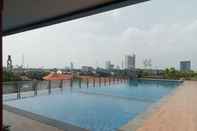 Swimming Pool Cozy and Brand New Studio at Tamansari Bintaro Mansion Apartment By Travelio