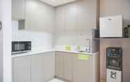 Ruang untuk Umum 6 Comfort Stay and Spacious 3BR at Gold Coast Apartment By Travelio