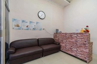 ロビー 4 RedDoorz @ Fella Homestay Medan