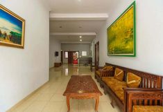Lobby 4 RedDoorz Syariah @ Jalan Dr Mansyur Medan
