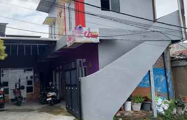 Bangunan 2 Villa Dono Tretes