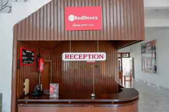 Lobby 4 RedDoorz @ Hotel Horas Palopo