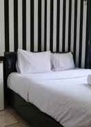 BEDROOM 2BR Good Deal at 16th Floor Suites @Metro Apartment By Travelio