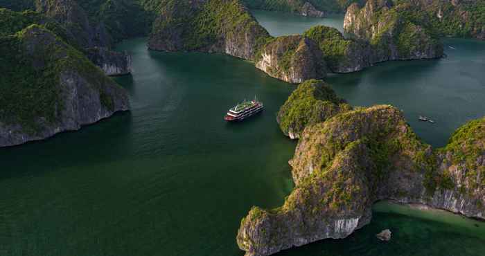 Bên ngoài La Pandora Cruise