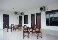 Lobby 3 RedDoorz near Terminal Tirtonadi 2