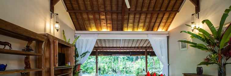 Lobi Luxury 3BR Infinity Jungle View Aashaya Villa Ubud