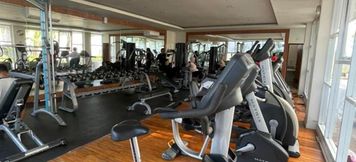 Fitness Center 4 Apartemen VidaView By RoomForRent