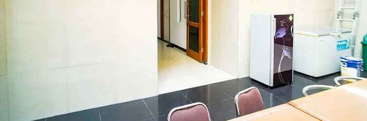 Lobby Hoki Homestay Syariah Mitra RedDoorz near Rumah Sakit Dr Soetomo Surabaya