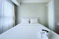 Kamar Tidur Simply and Restful Studio Springlake Summarecon Bekasi Apartment By Travelio