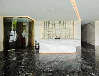 ล็อบบี้ 2 Comfy and Modern Look 2BR at Menteng Park Apartment By Travelio