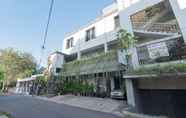 Exterior 3 KoolKost Syariah @ Jalan Jendral Ahmad Yani