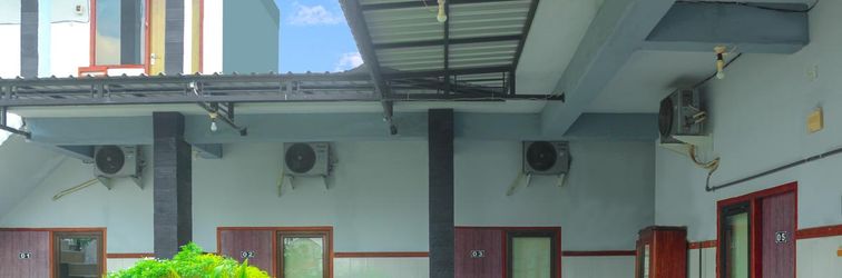 ロビー HP Residence Mitra RedDoorz near Alun Alun Kediri