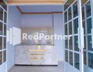 Sảnh chờ 2 Hotel Rai's Palopo Exclusive Mitra RedDoorz