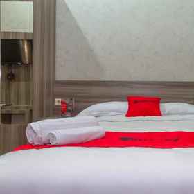 Others 1 RedDoorz Plus near IPDN, Areon Trans BRI Cikeruh (Ciseke) Jatinangor Hotels