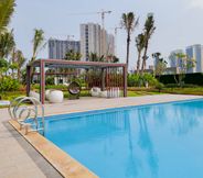 Swimming Pool 5 Homey and Simple Studio Apartment at Sky House BSD By Travelio