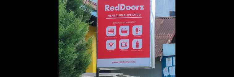 Lobi RedDoorz near Alun Alun Batu 2