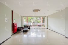 大廳 RedLiving Apartemen Tamansari Panoramic - Rasya Room