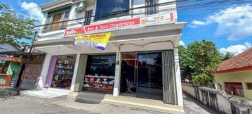 외관 2 Artayya Puri 3 Syariah near Terminal Caruban Mitra RedDoorz