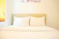 Kamar Tidur Homey and Good Deal 2BR Osaka Riverview Apartment without Living Room By Travelio
