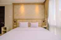 Kamar Tidur Comfort Stay 2BR Apartment at Masterpiece By Travelio