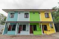 Exterior RedDoorz Plus near Jungleland Sentul