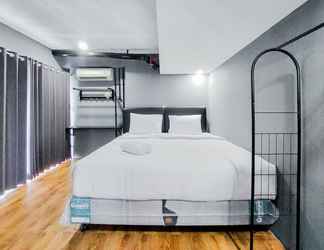 Bilik Tidur 2 Spacious 2BR Loft Apartment at Brooklyn Alam Sutera By Travelio