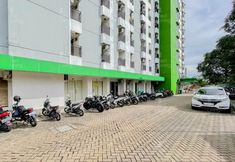 外観 6 RedLiving Apartemen Green Lake View Ciputat - Farida Property 1 Tower E
