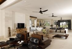 Common Space 4 Black Beach Villa - Absolute Beachfront