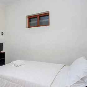 Others 1 Wisma Sanggrahan Syariah Yogyakarta Mitra RedDoorz, Hotel Ingkung Kuali