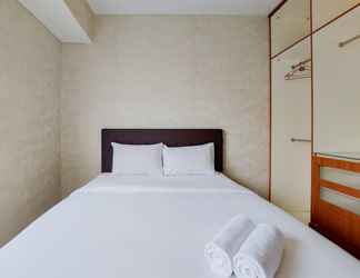 Kamar Tidur 2 Fancy and Nice 1BR Apartment at Paramount Skyline By Travelio