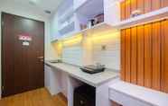 Ruang untuk Umum 2 Simple and Strategic Studio Apartment at Transpark Cibubur with Pool View By Travelio