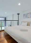 BEDROOM Fancy and Nice Studio Loft at Brooklyn Alam Sutera Apartment By Travelio