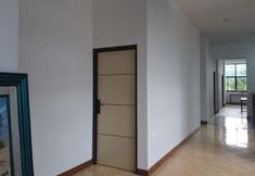 기타 2 Gorland Hostel near GOR Satria Purwokerto Mitra RedDoorz