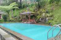 Swimming Pool Pertiwi Village RedPartner