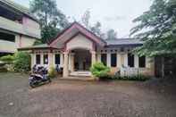 Exterior Pertiwi Village RedPartner