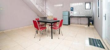 Lobby 2 KoolKost near RS Pelabuhan Jakarta (Minimum Stay 6 Nights)