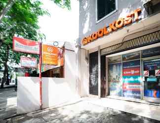 Bangunan 2 KoolKost near RS Pelabuhan Jakarta (Minimum Stay 6 Nights)