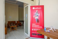 大廳 RedDoorz @ Jalan Raya Kaliwungu Selatan. Kendal