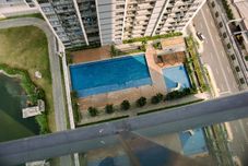 大堂 Comfort 1BR Apartment with Working Room at Daan Mogot City By Travelio