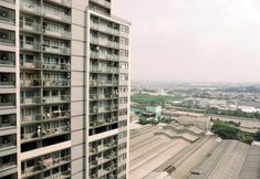 Luar Bangunan 5 Comfort 1BR Apartment with Working Room at Daan Mogot City By Travelio